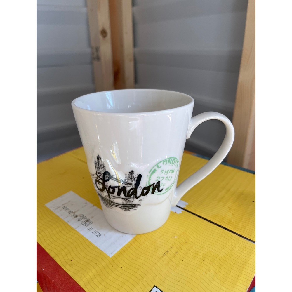 American‎ Atelier World Traveler London Fine Porcelain Mug